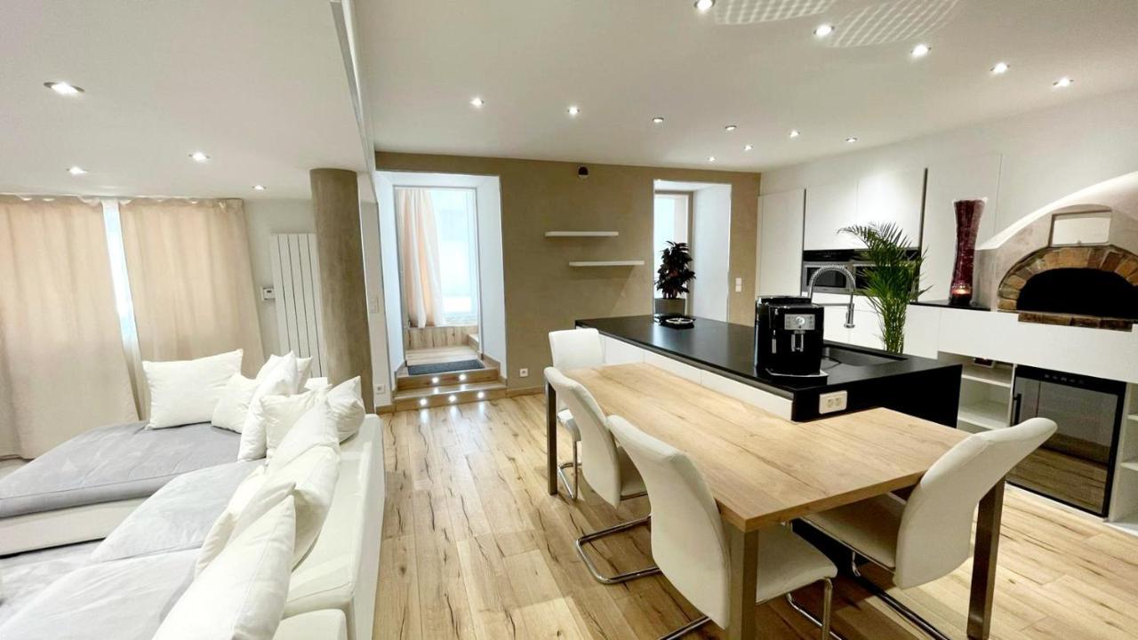 Appartement En Bord De Lac Avec Jaccuzi Publier Luaran gambar