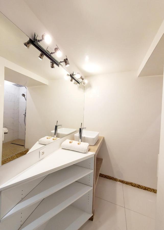 Appartement En Bord De Lac Avec Jaccuzi Publier Luaran gambar