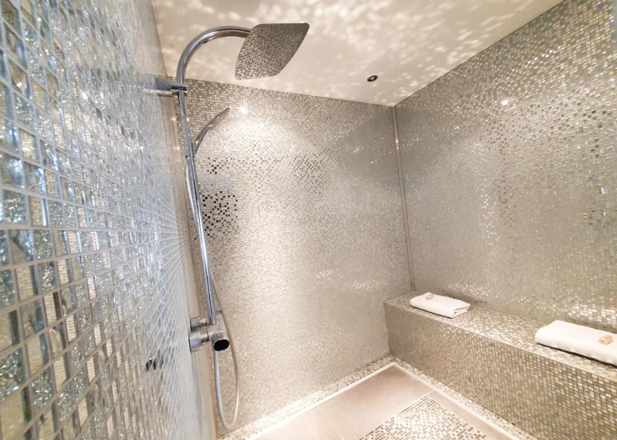 Appartement En Bord De Lac Avec Jaccuzi Publier Luaran gambar