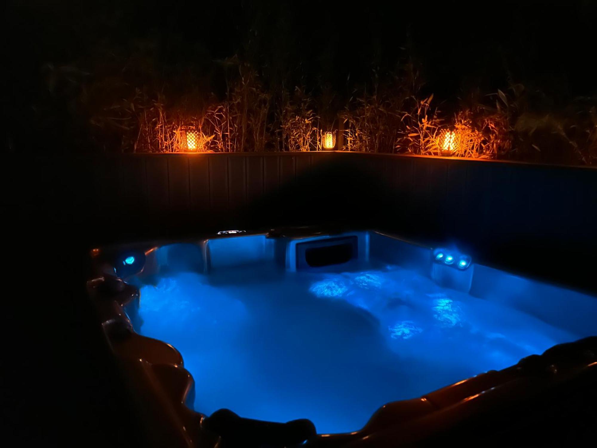 Appartement En Bord De Lac Avec Jaccuzi Publier Luaran gambar